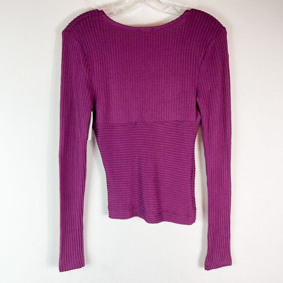 Free People NWT Women's Purple Lindsey Plunge V-neck Top Size S - Picture 3 of 4